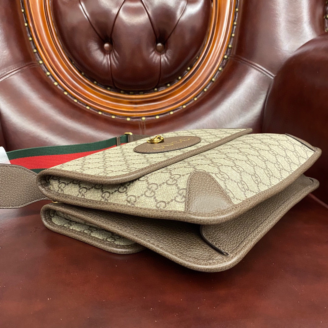 g*u*i gg S*prem pocket bag