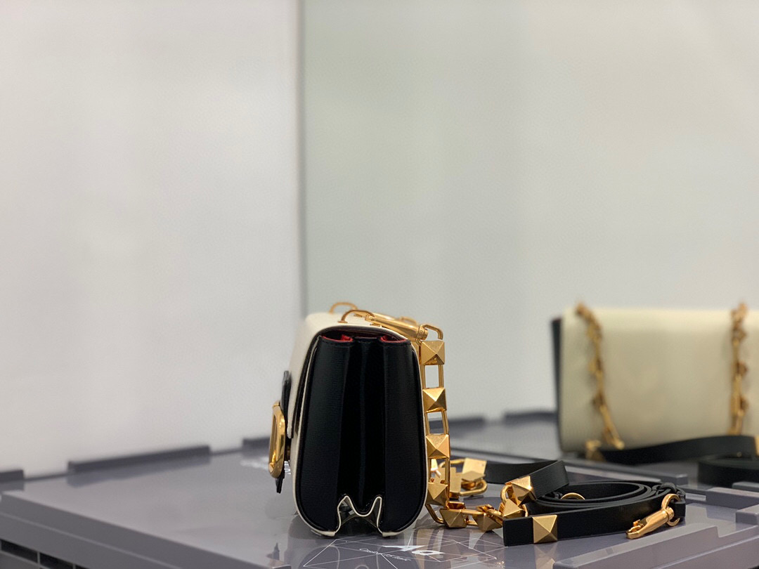 Valentino Shoulder Bags