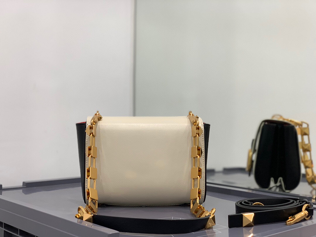 Valentino Shoulder Bags