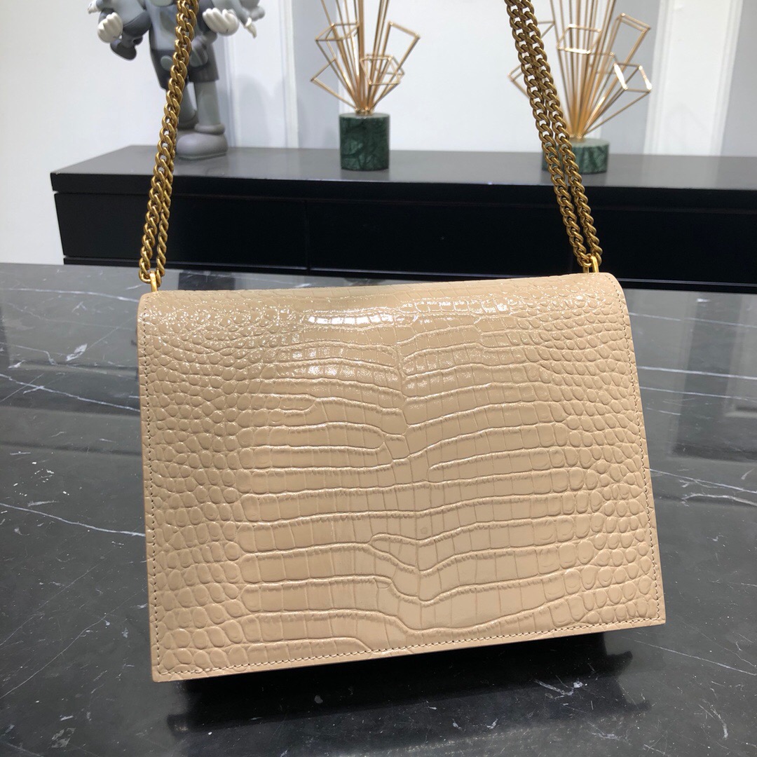 YSL Cassandra