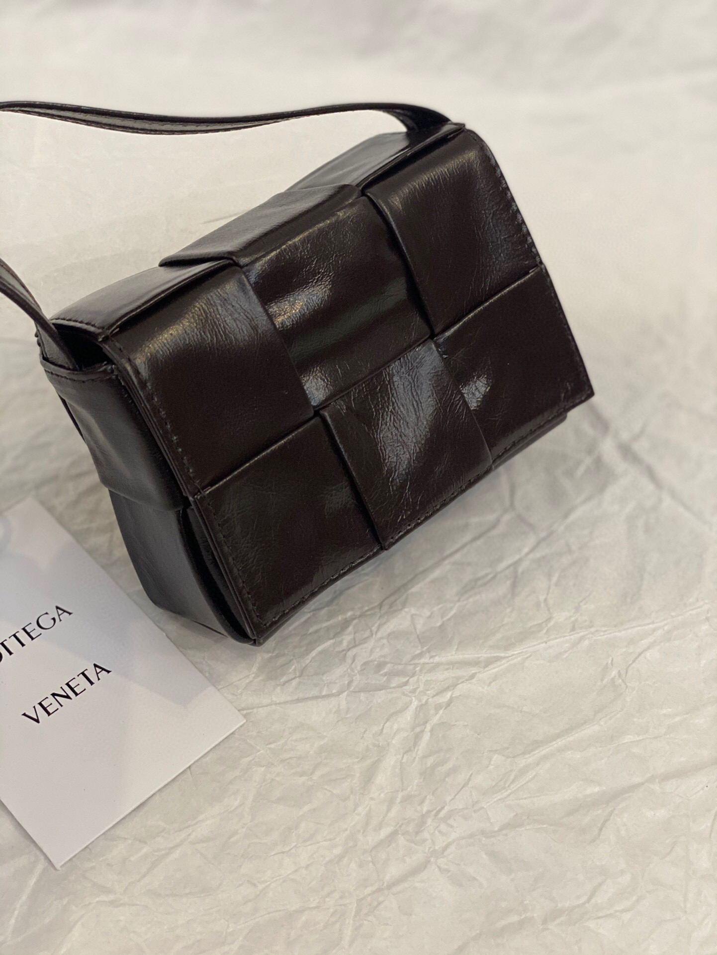 bo*te*ga Ve*ne*ta cassette mini