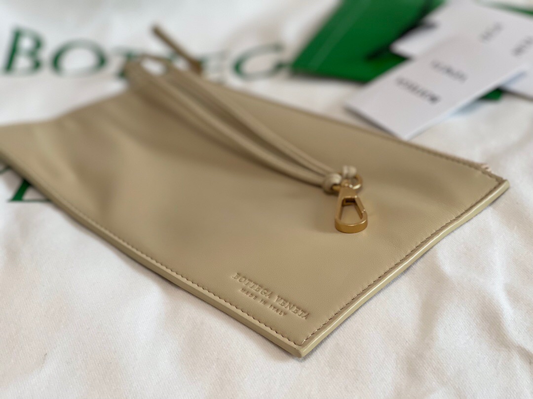 bo*te*ga Ve*ne*ta bv medium arco tote bag