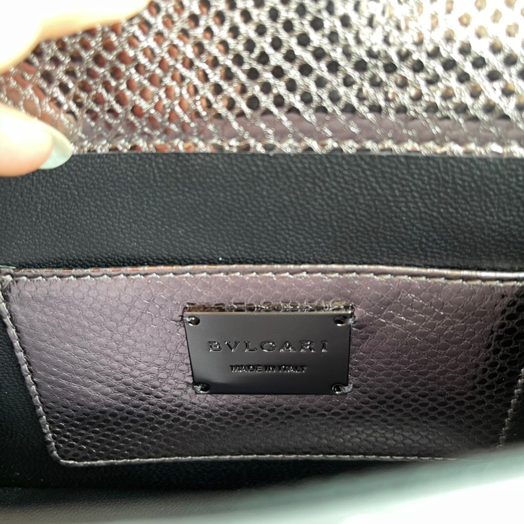B*l*ai shoulder bag
