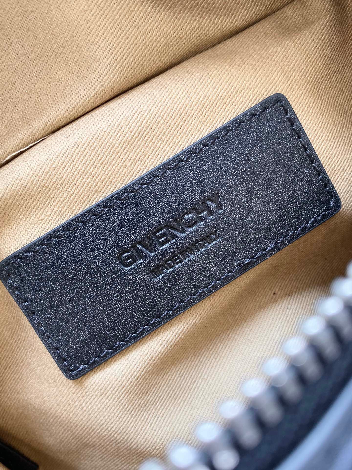 Givenchy Pocket