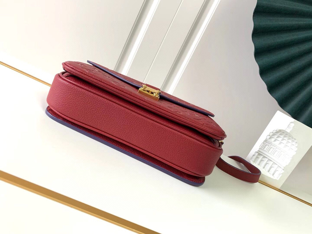 l**is V*t*n pochette metis