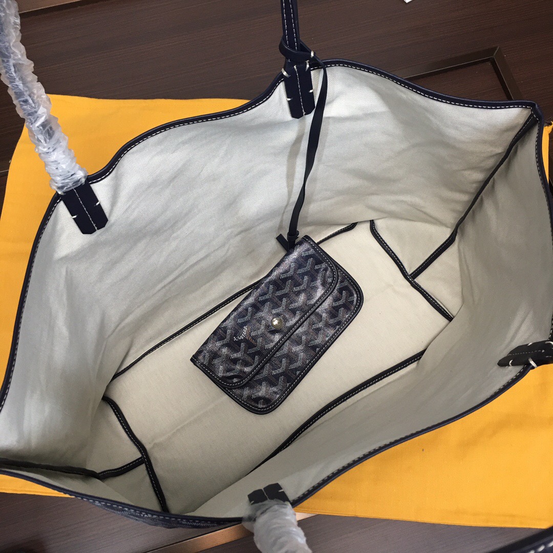 go*ard saint L**is gm tote bag