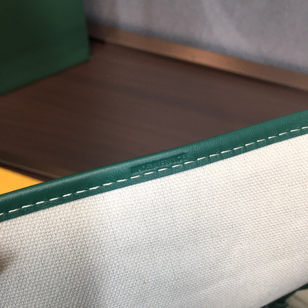 go*ard saint L**is gm tote bag