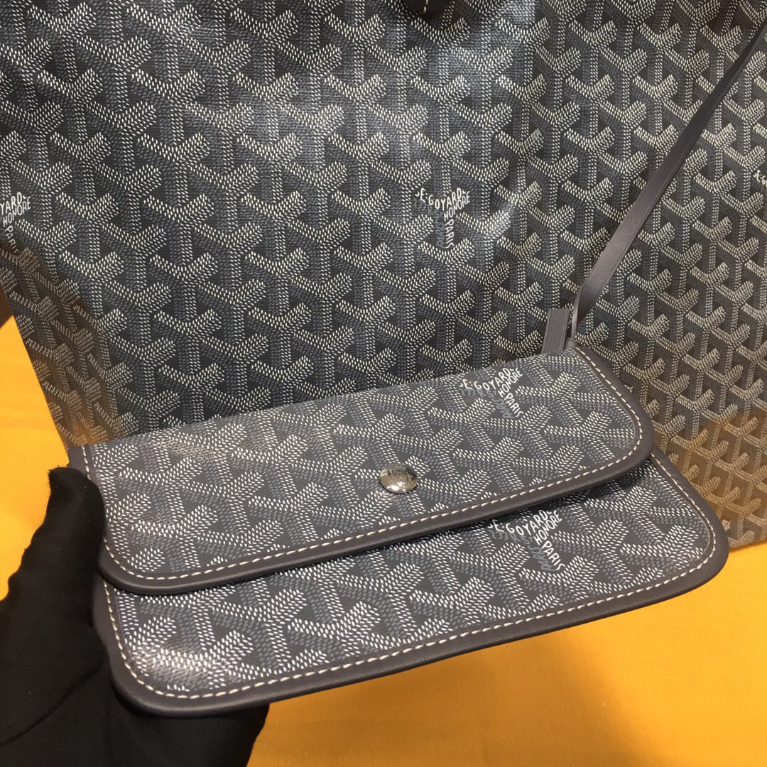 go*ard saint L**is gm tote bag