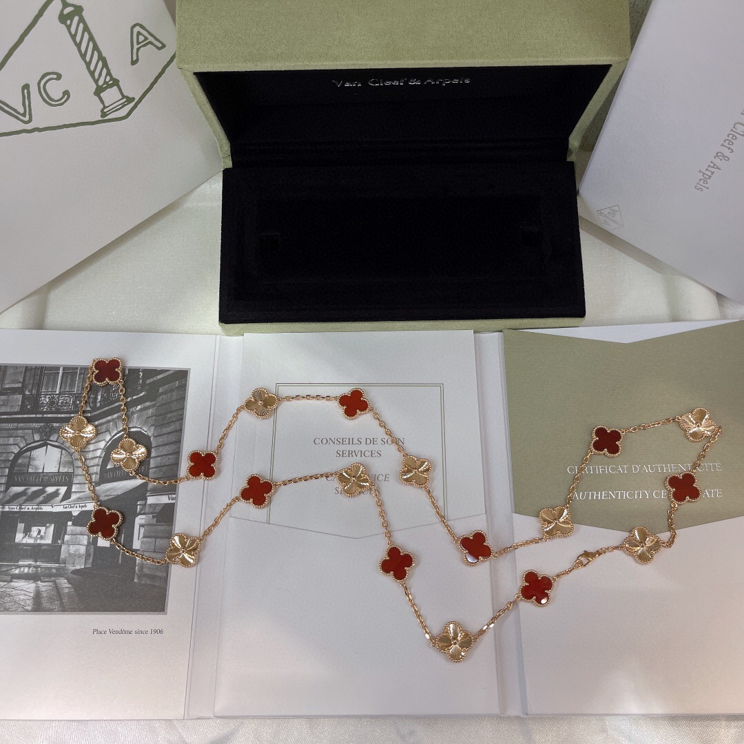 Van Cleef & Arpels Necklace