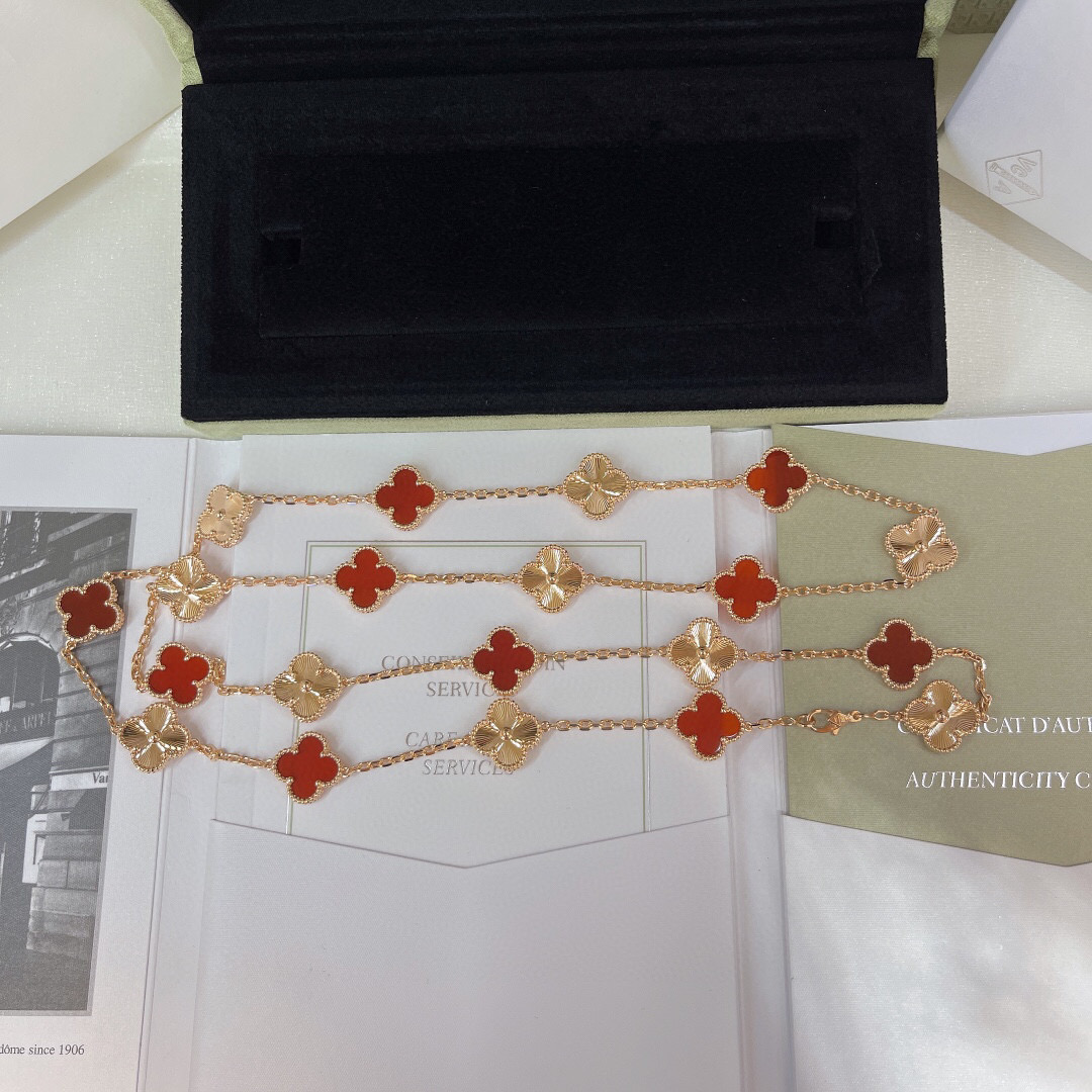 Van Cleef & Arpels Necklace