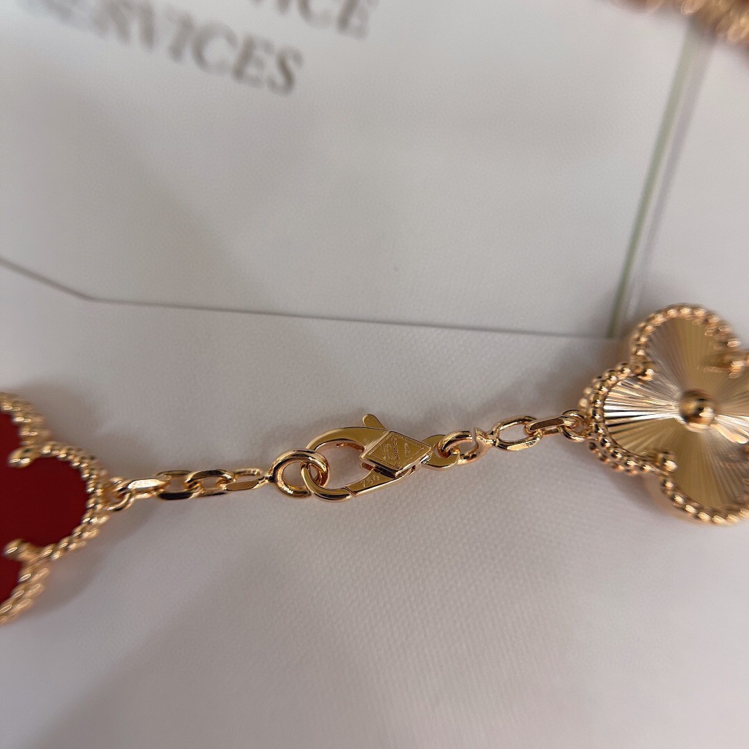 Van Cleef & Arpels Necklace