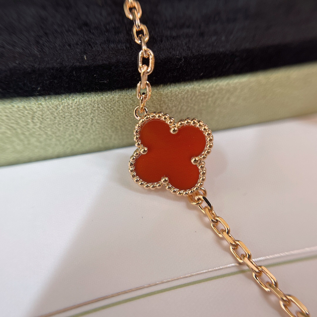 Van Cleef & Arpels Necklace