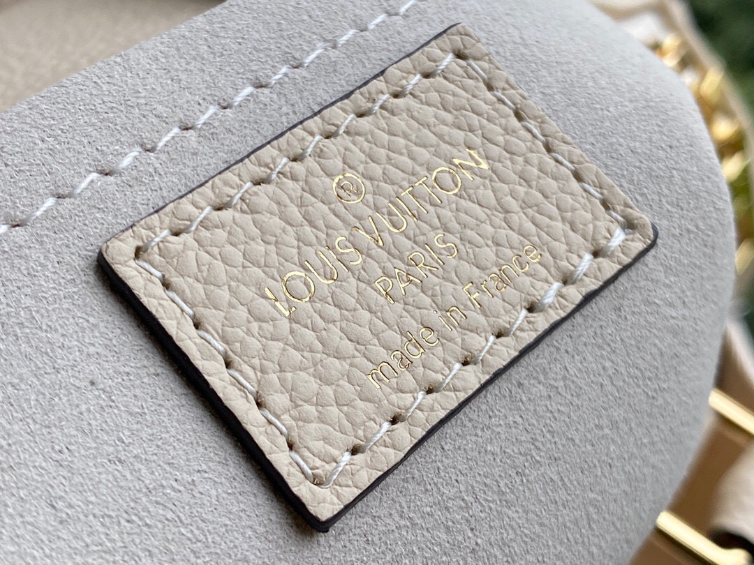 l**is V*t*n papillon bb