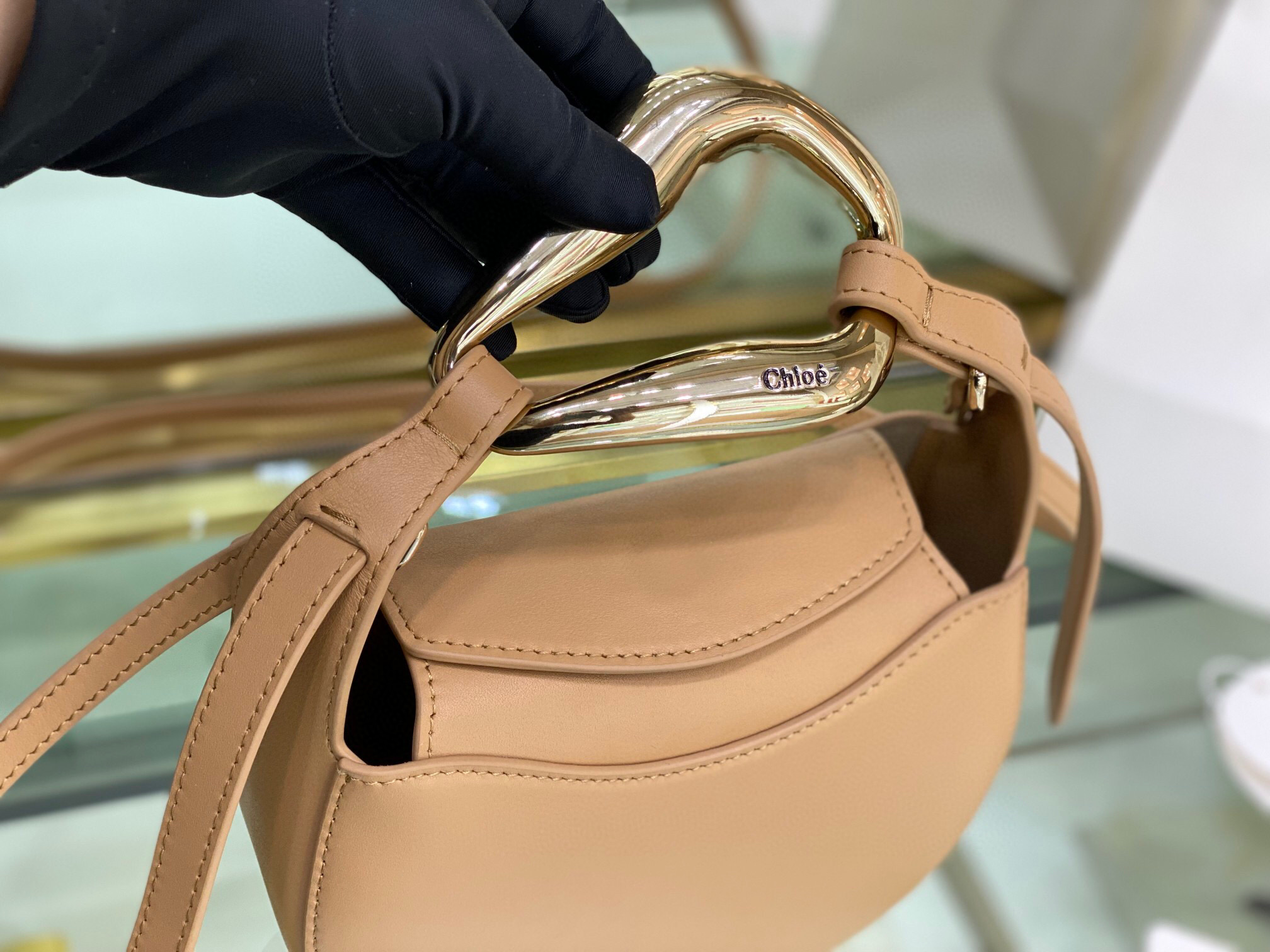 Chloé Kiss Bag