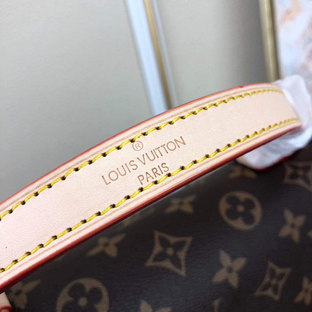 l**is V*t*n cluny bb