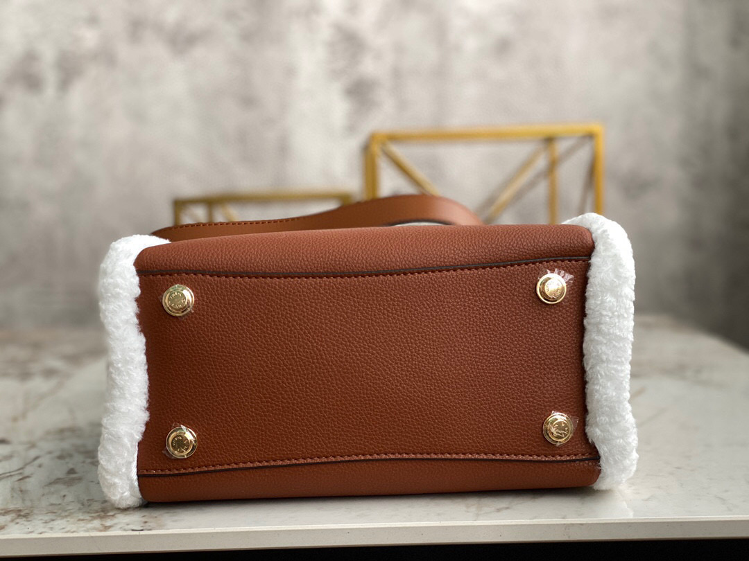 l**is V*t*n on my side