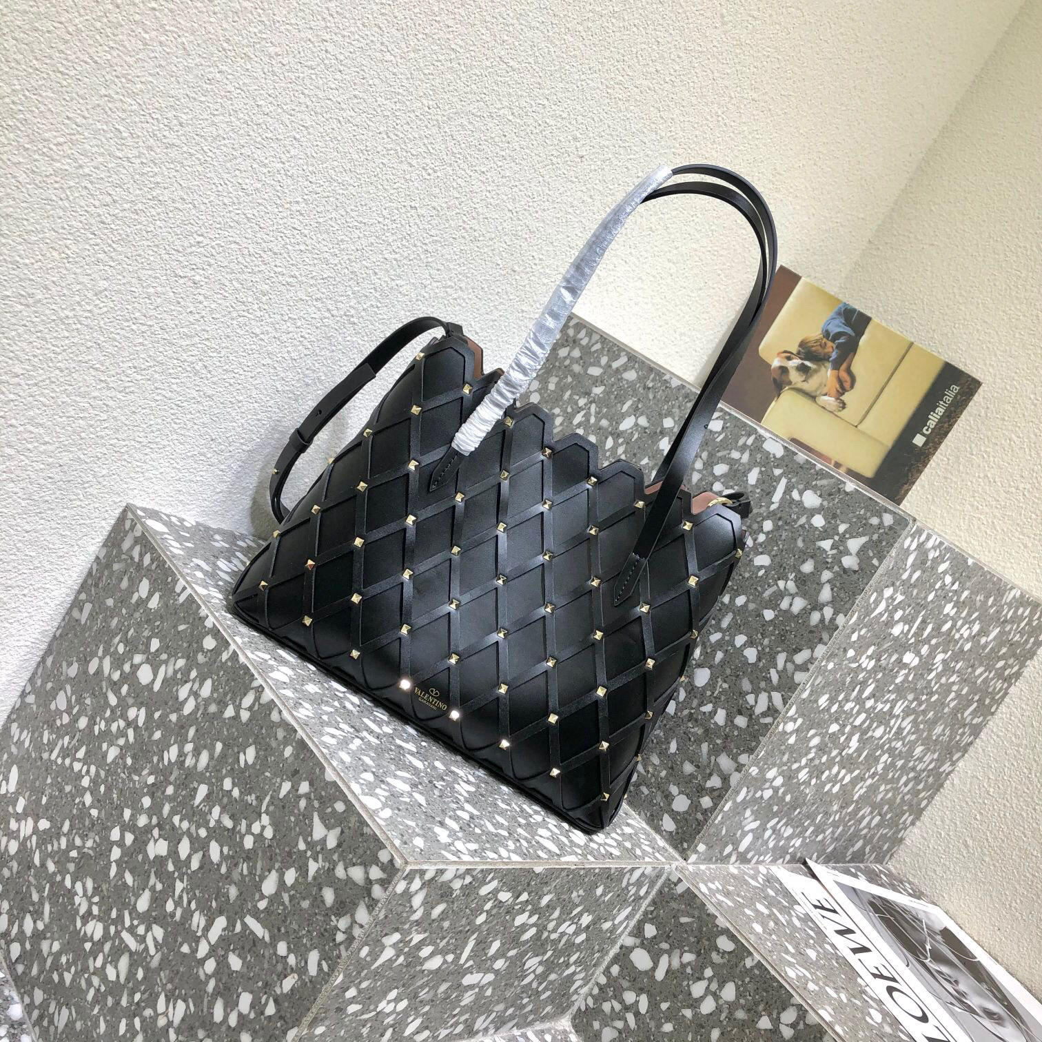 Valentino Beehive