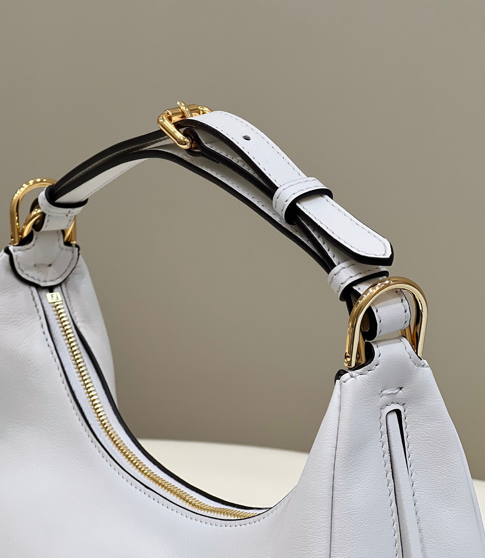 F**di F**digraphy small