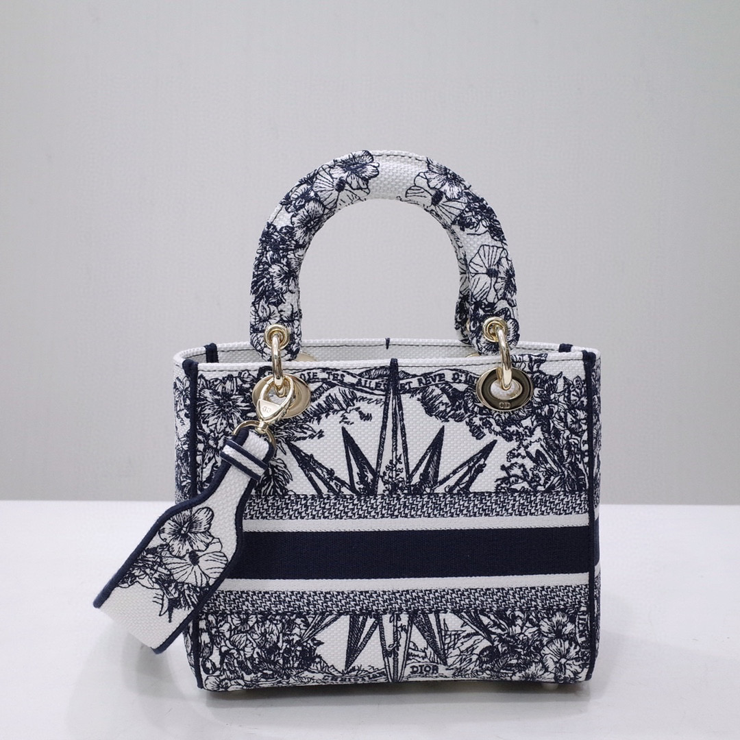 D*or medium lady d-lite bag