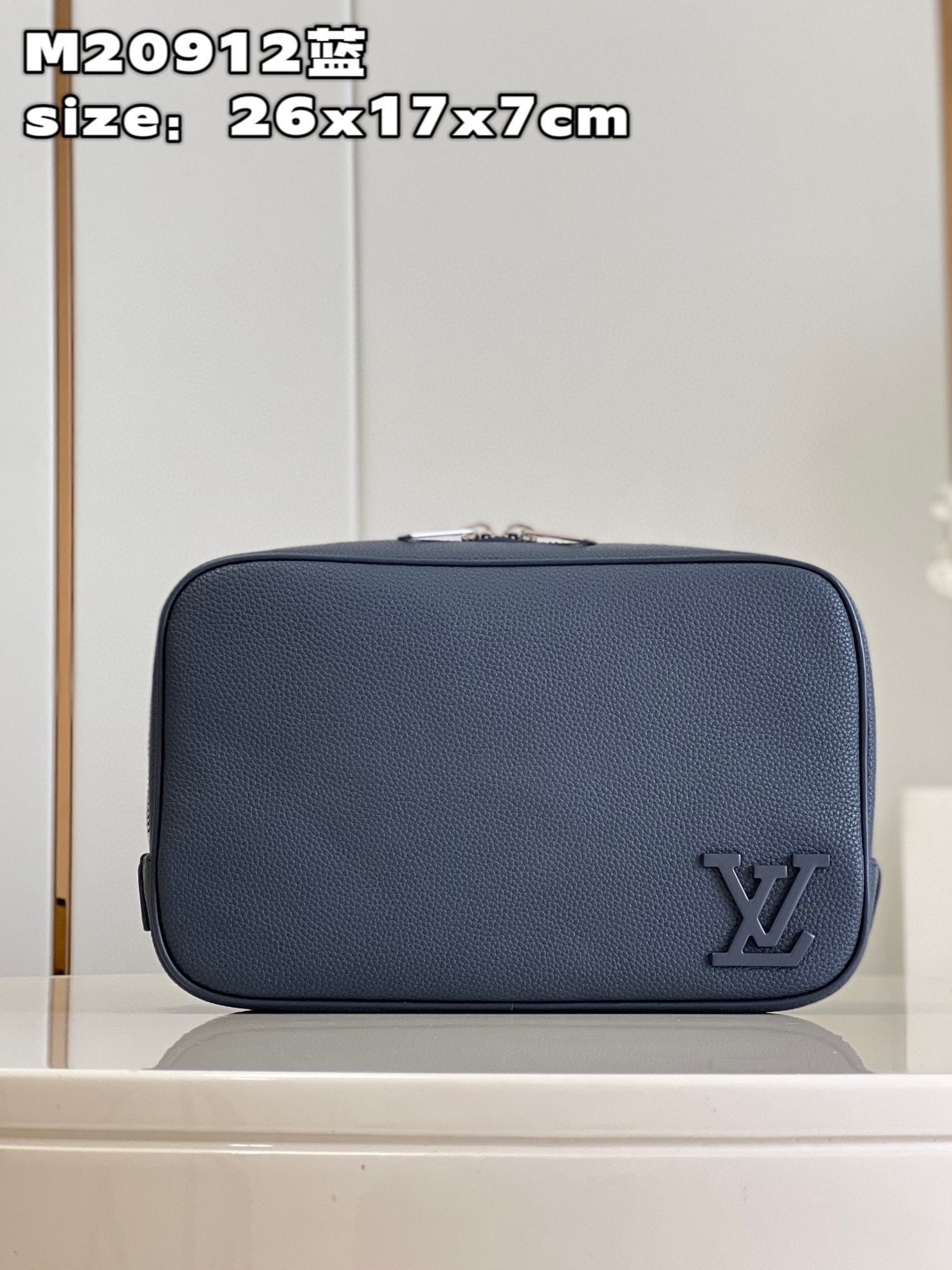 l**is V*t*n clutches