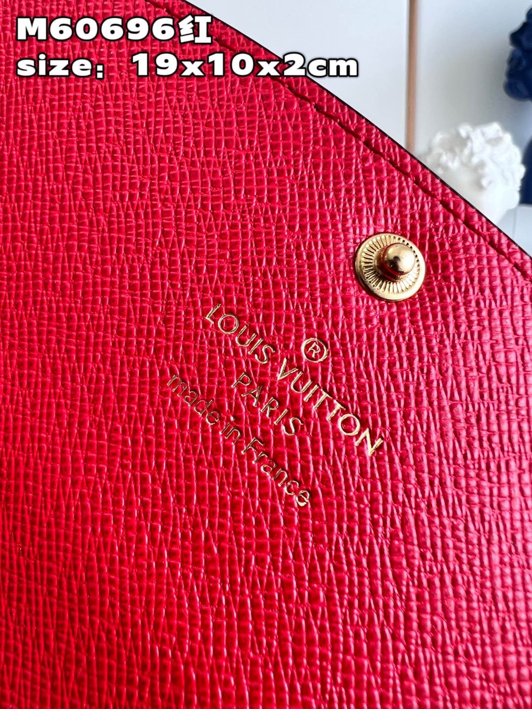 l**is V*t*n emilie wallet purse