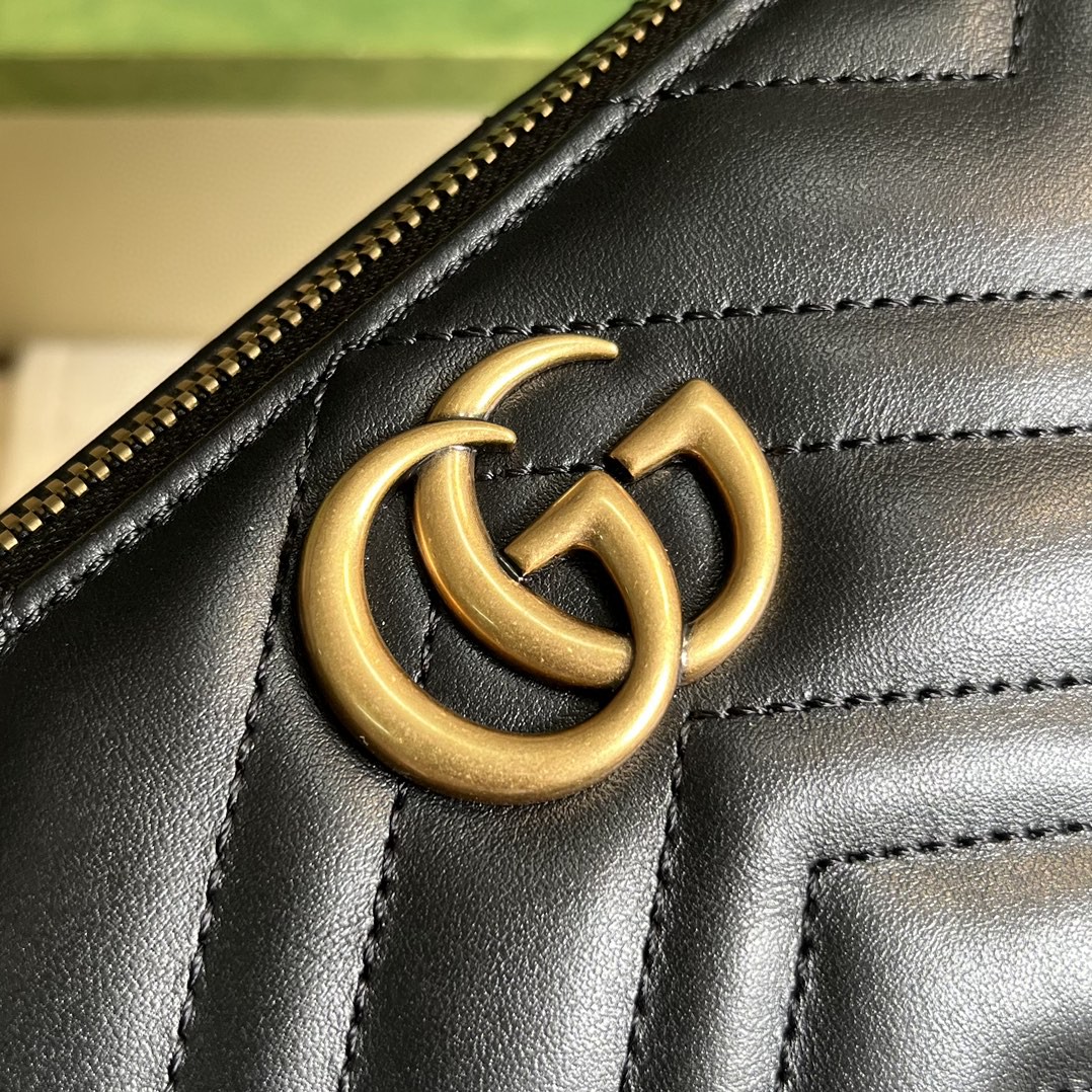 G*u*i gg marmont shoulder bag