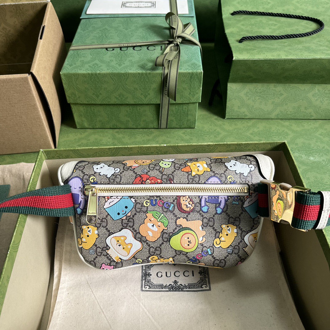 G*u*i belt bag with interlocking g