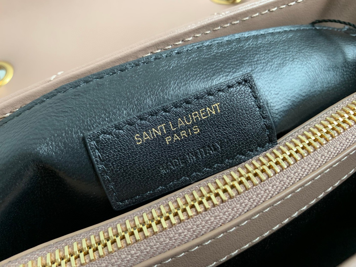 YSL LOULOU SMALL CHAIN BAG