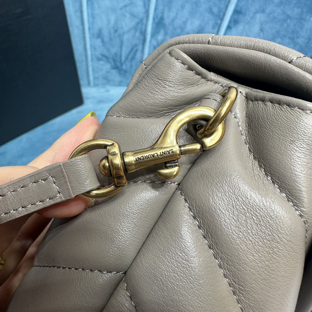 YSL LOULOU TOY