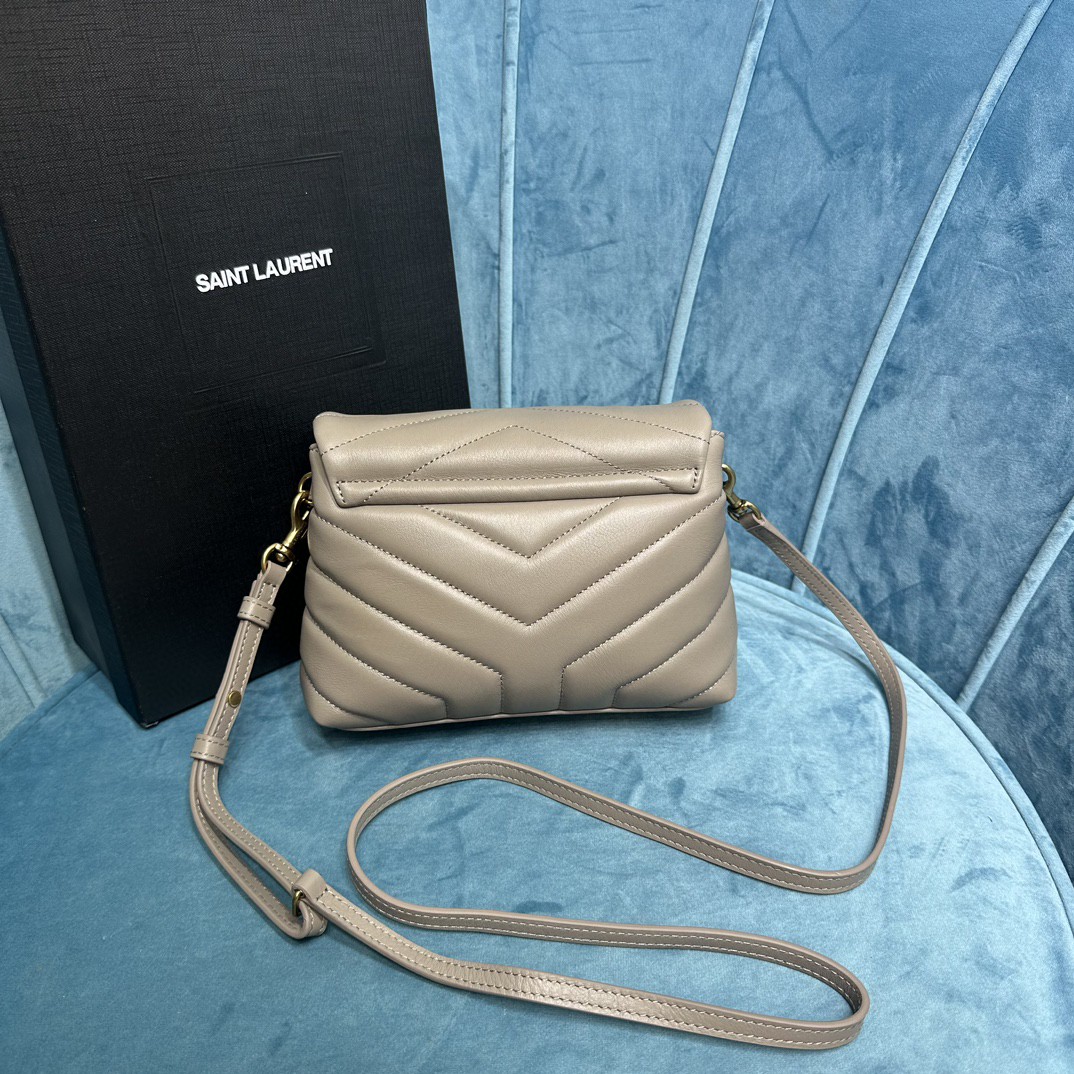 YSL LOULOU TOY