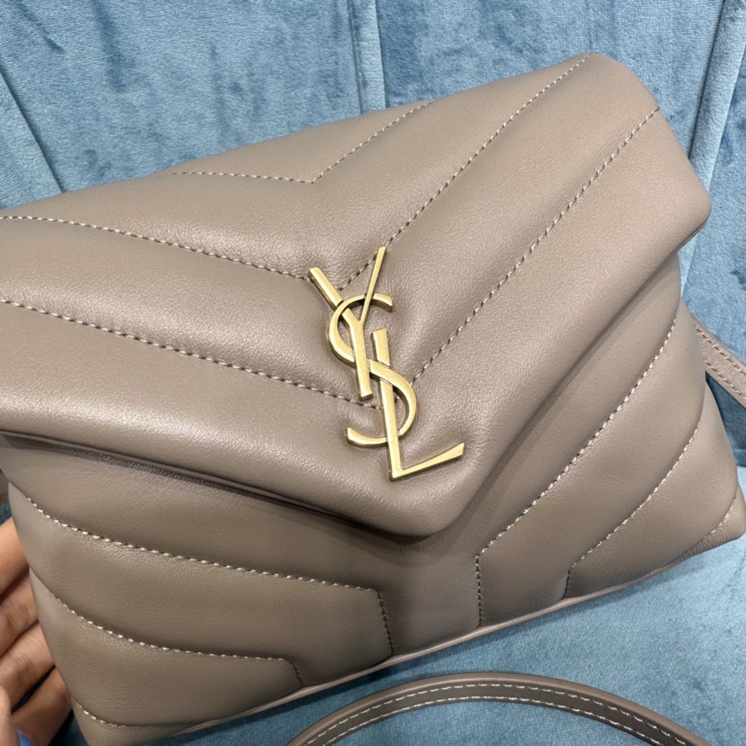 YSL LOULOU TOY