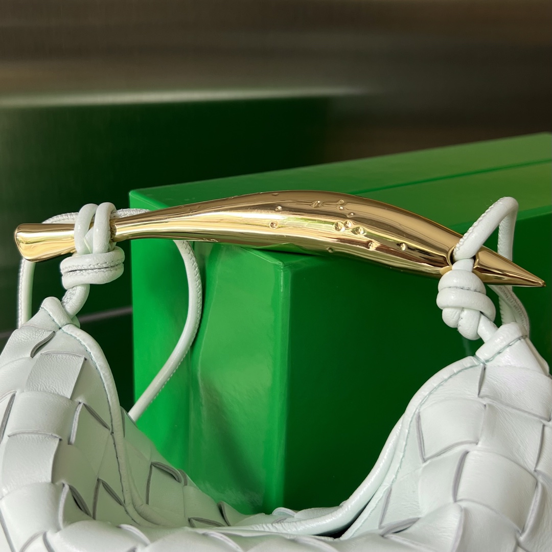 bo*te*ga Ve*ne*ta bv mini sardine