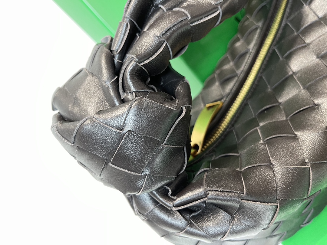 bo*te*ga Ve*ne*ta mini jodie