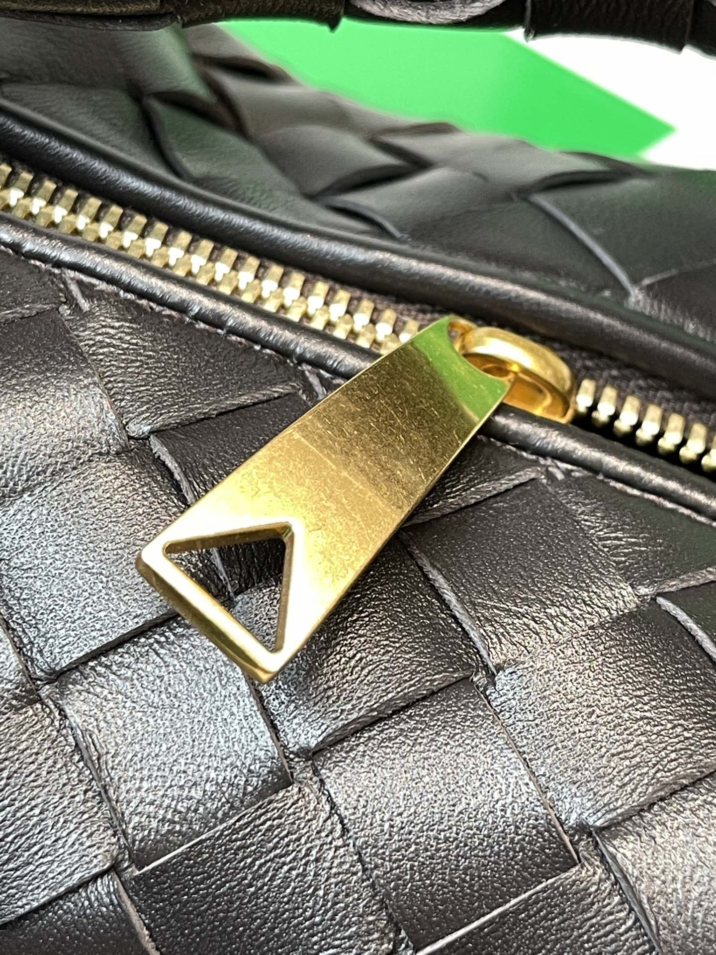 bo*te*ga Ve*ne*ta mini jodie