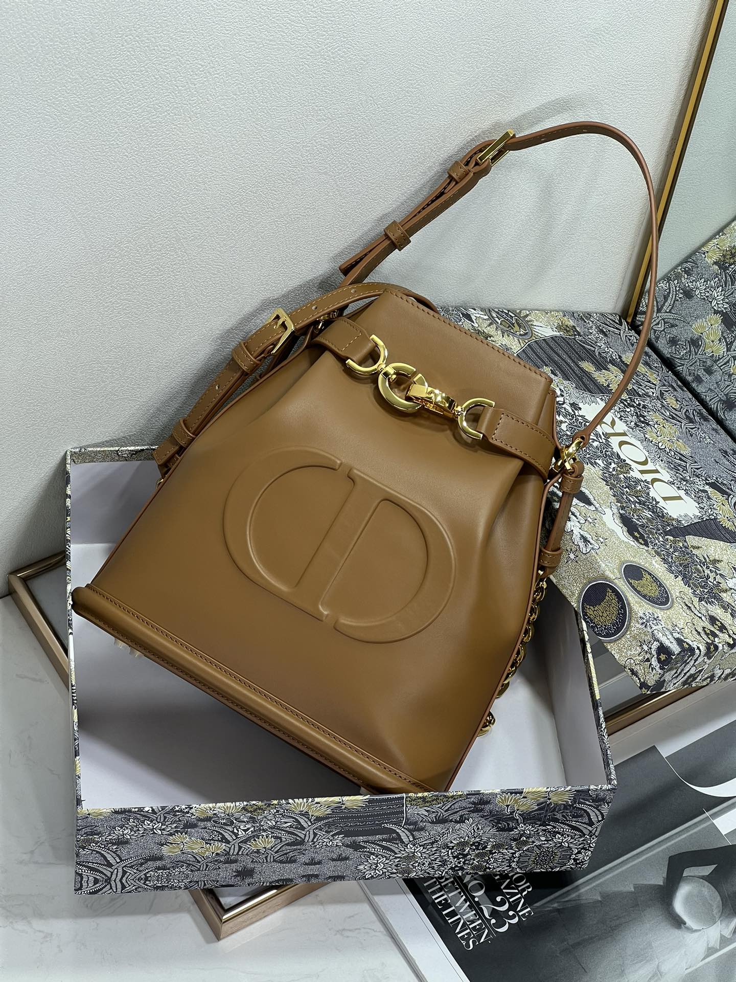 medium c’est D*or bag