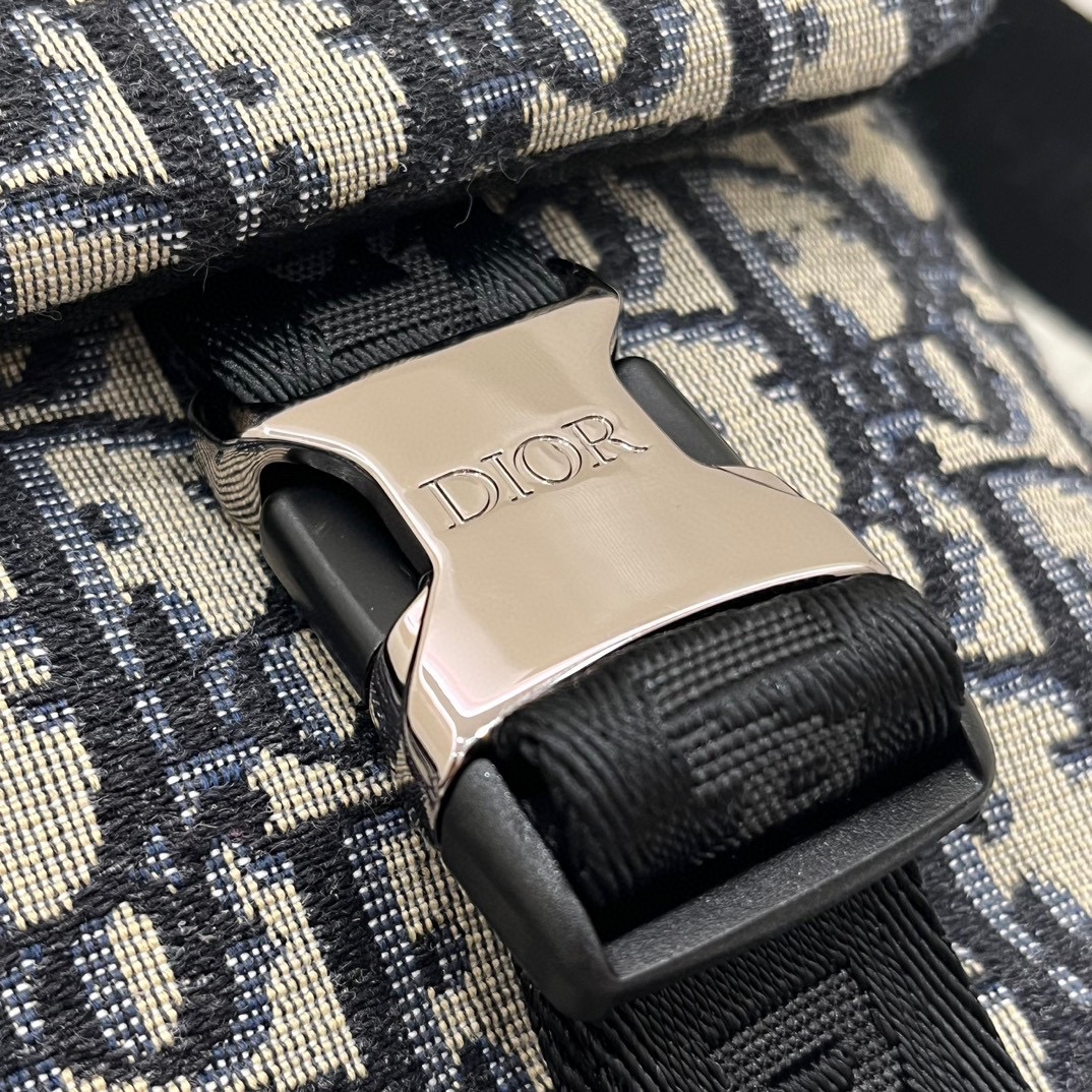 D*or explorer messenger bag