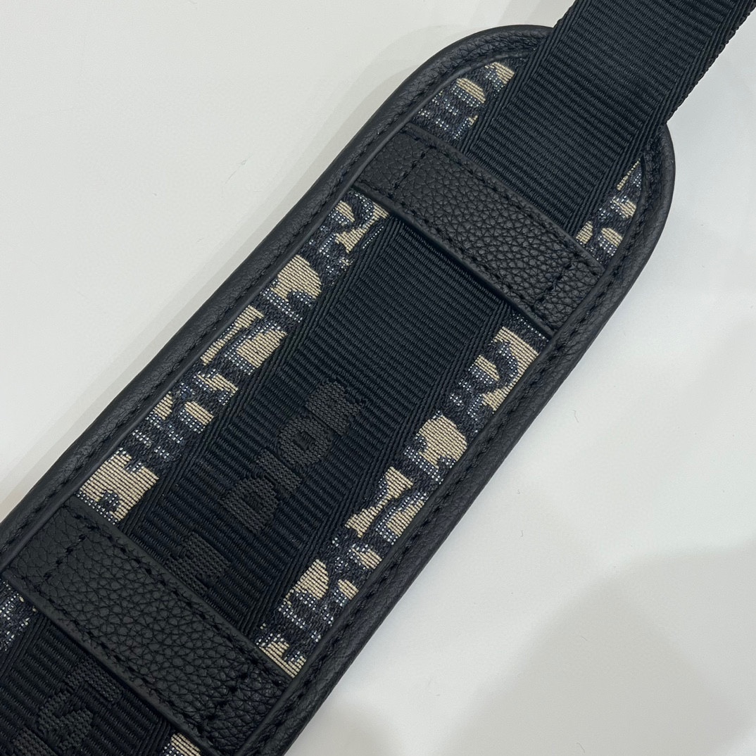 D*or explorer messenger bag