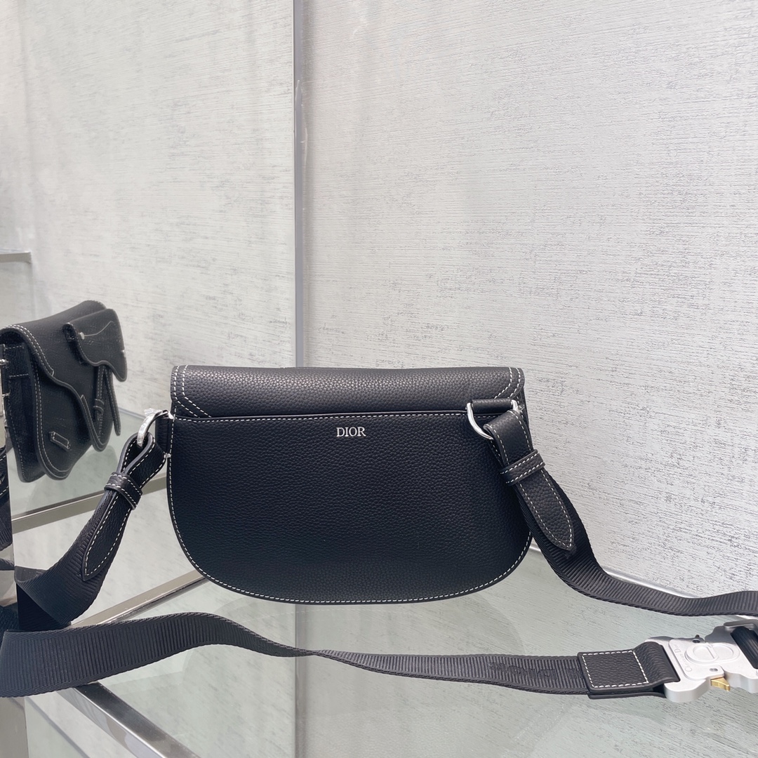 D*or oblique saddle pouch