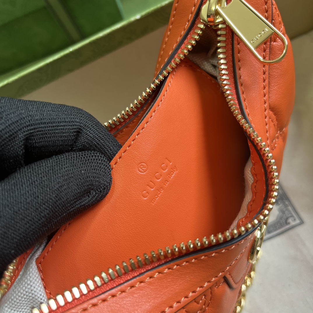 G*u*i gg matelassÉ mini bag