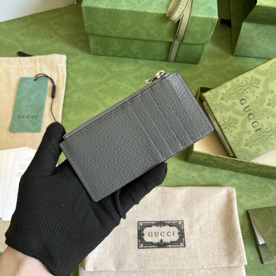 G*u*i gg marmont zip card case