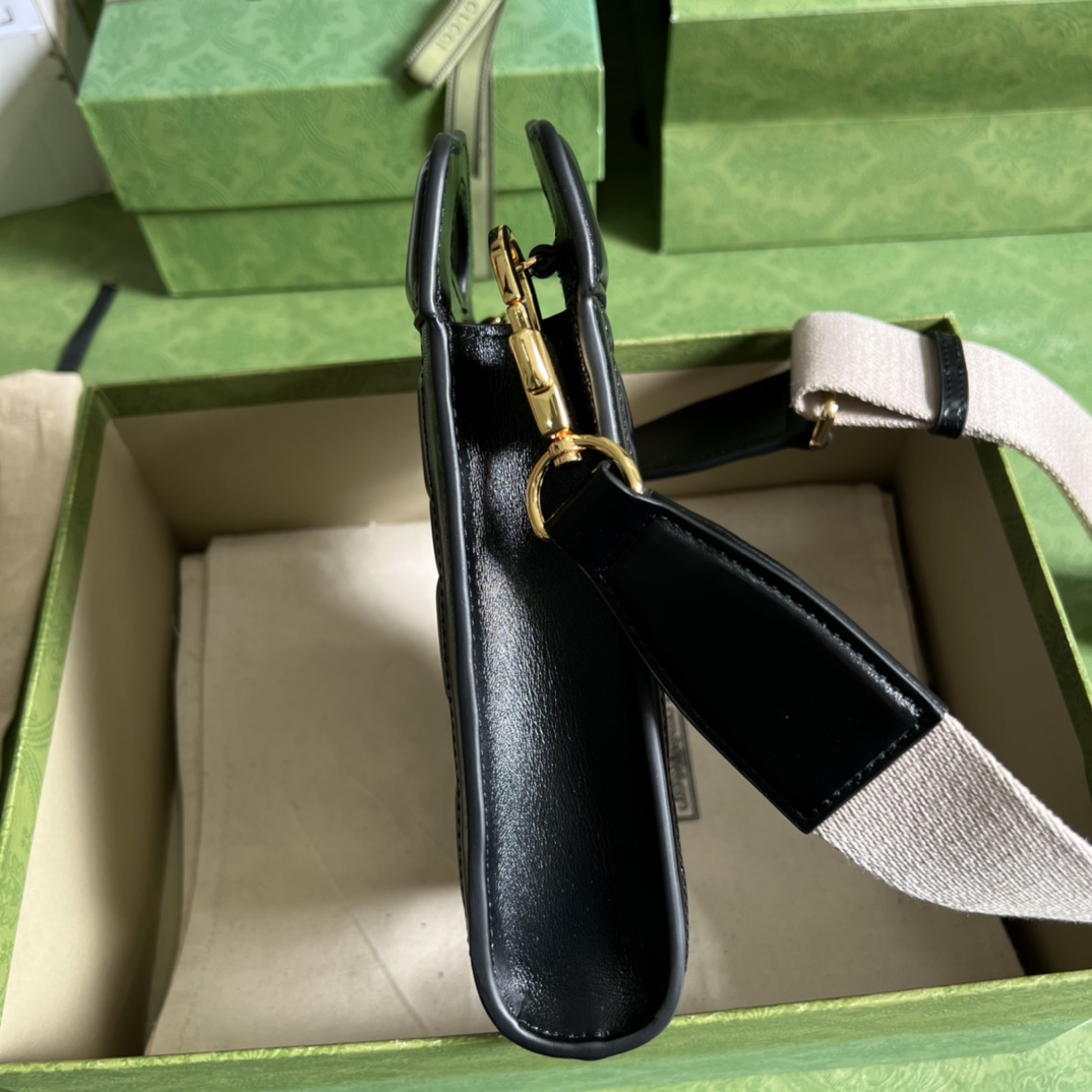 G*u*i gg matelassÉ top handle mini bag