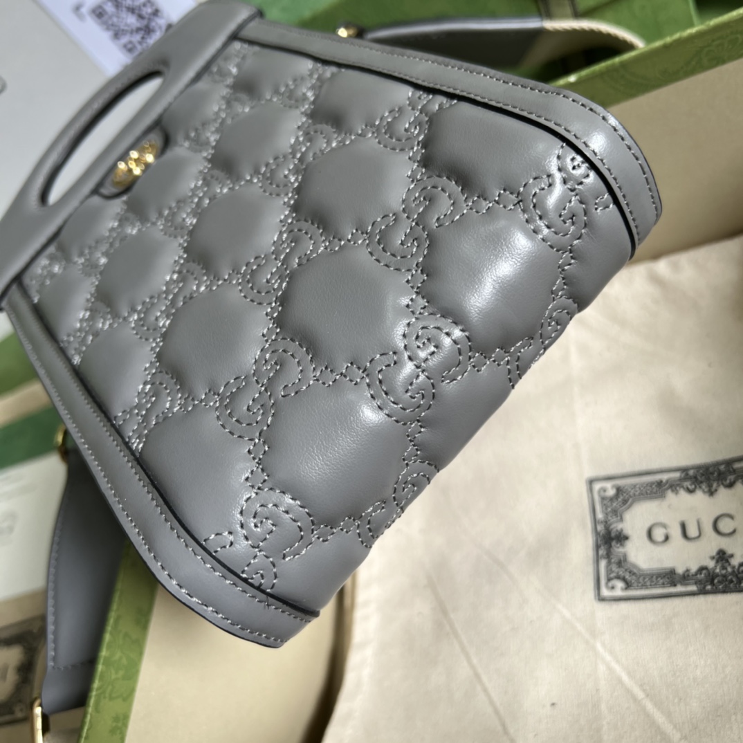 G*u*i gg matelassÉ top handle mini bag