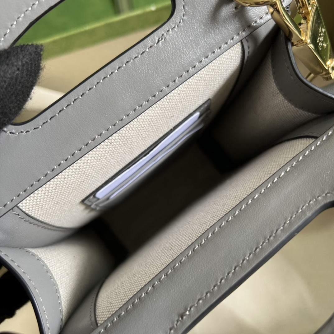 G*u*i gg matelassÉ top handle mini bag