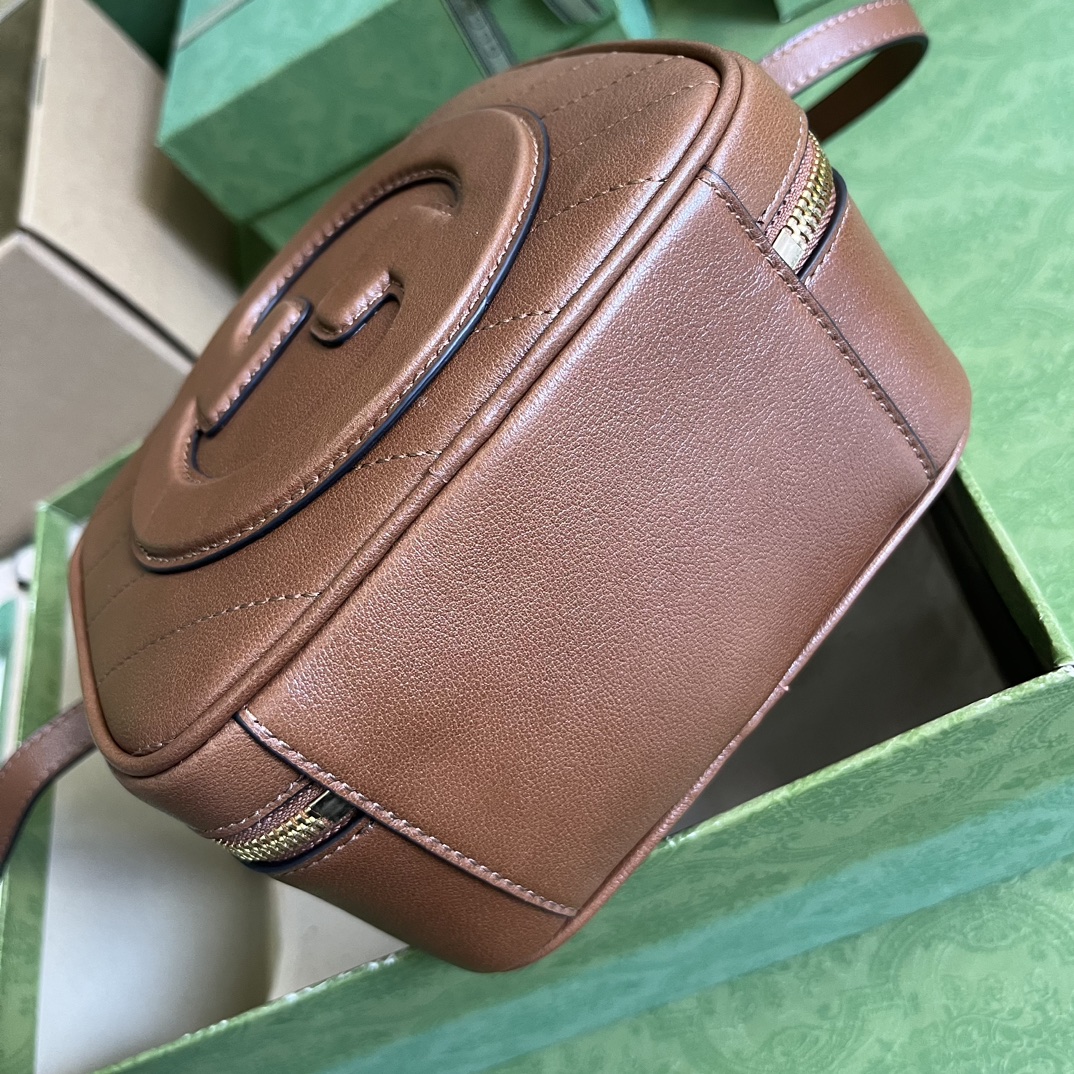 G*u*i blondie top handle bag