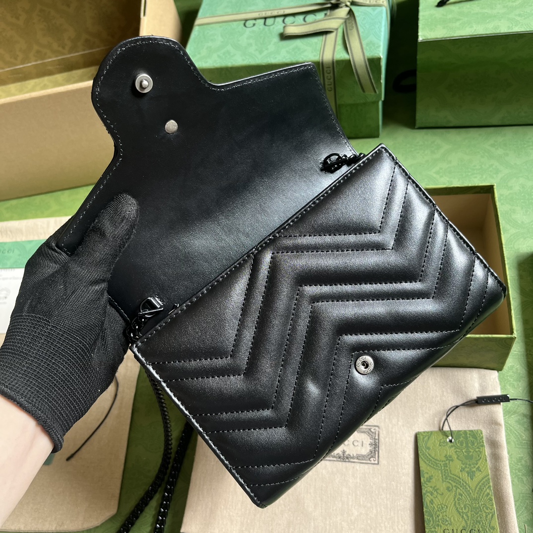 G*u*i gg marmont mini bag