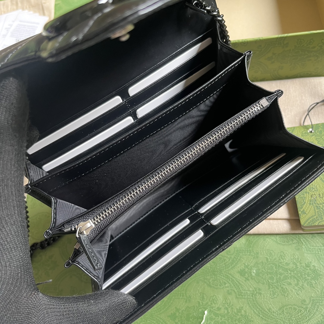 G*u*i gg marmont mini bag