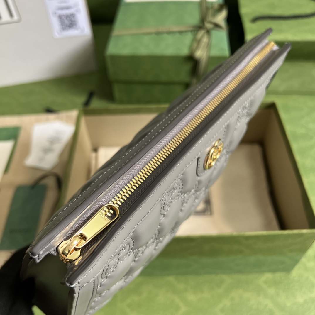 G*u*i gg matelassÉ pouch