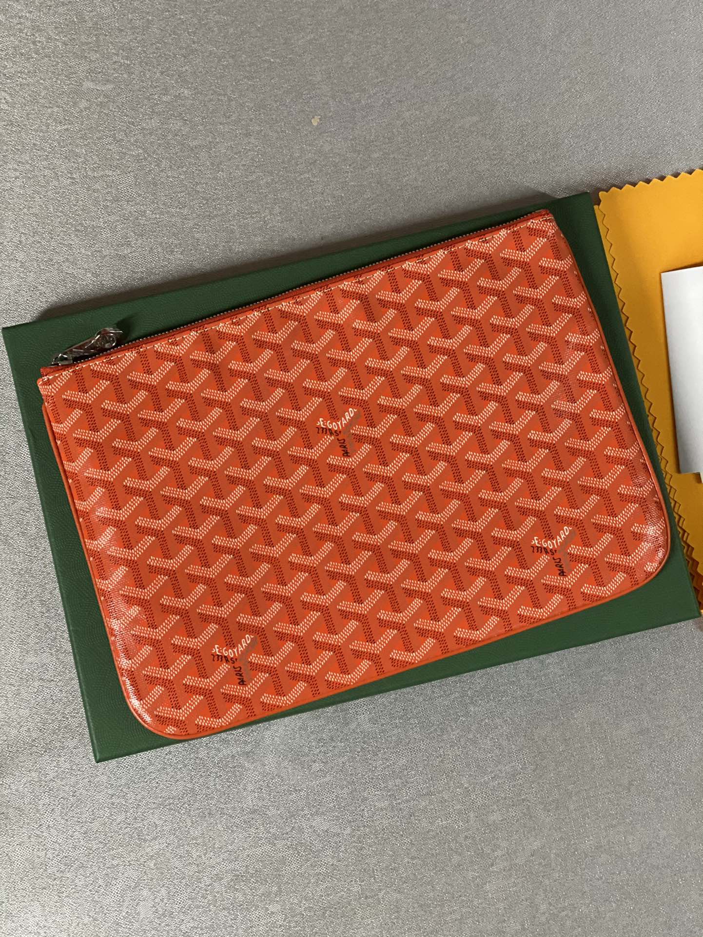 Go*ard sénat mm pouch