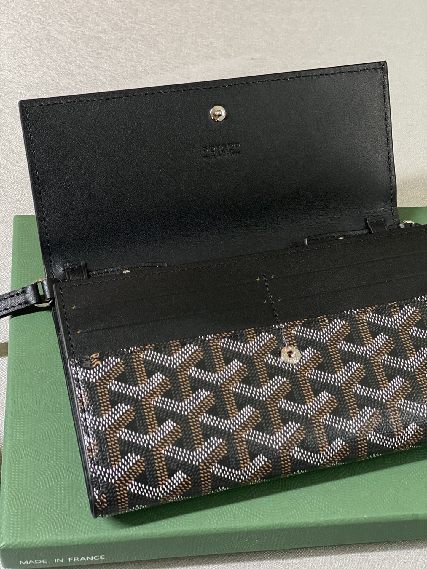 Go*ard varenne continental wallet