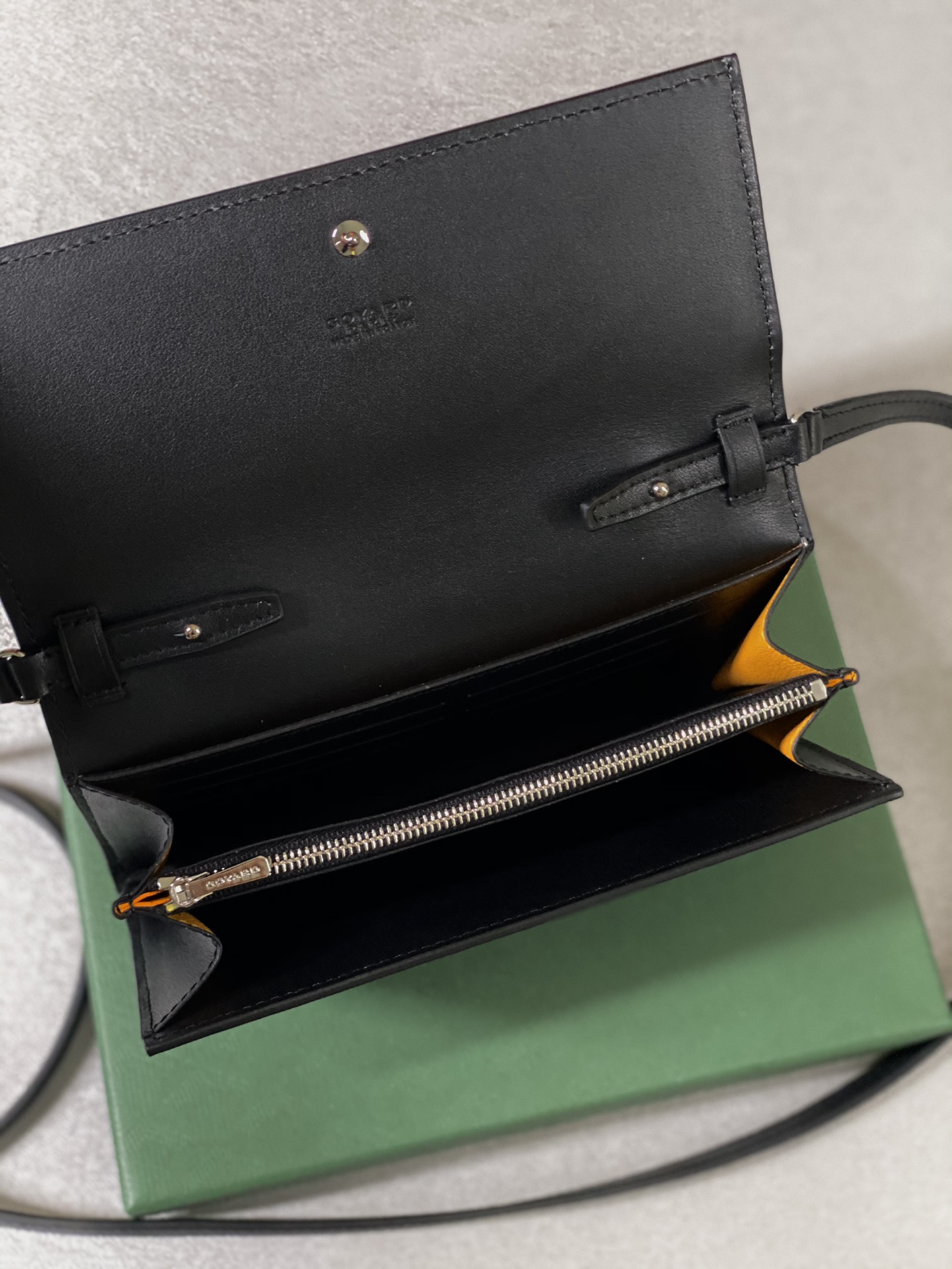 Go*ard varenne continental wallet